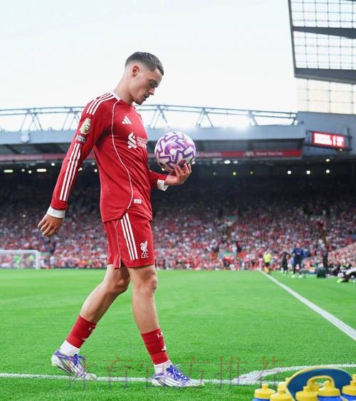 维尔茨首球还得再等等,英超官方确认利物浦的进球为乌龙球 维尔茨首球还得再等等,英超官方确认利物浦的进球为乌龙球